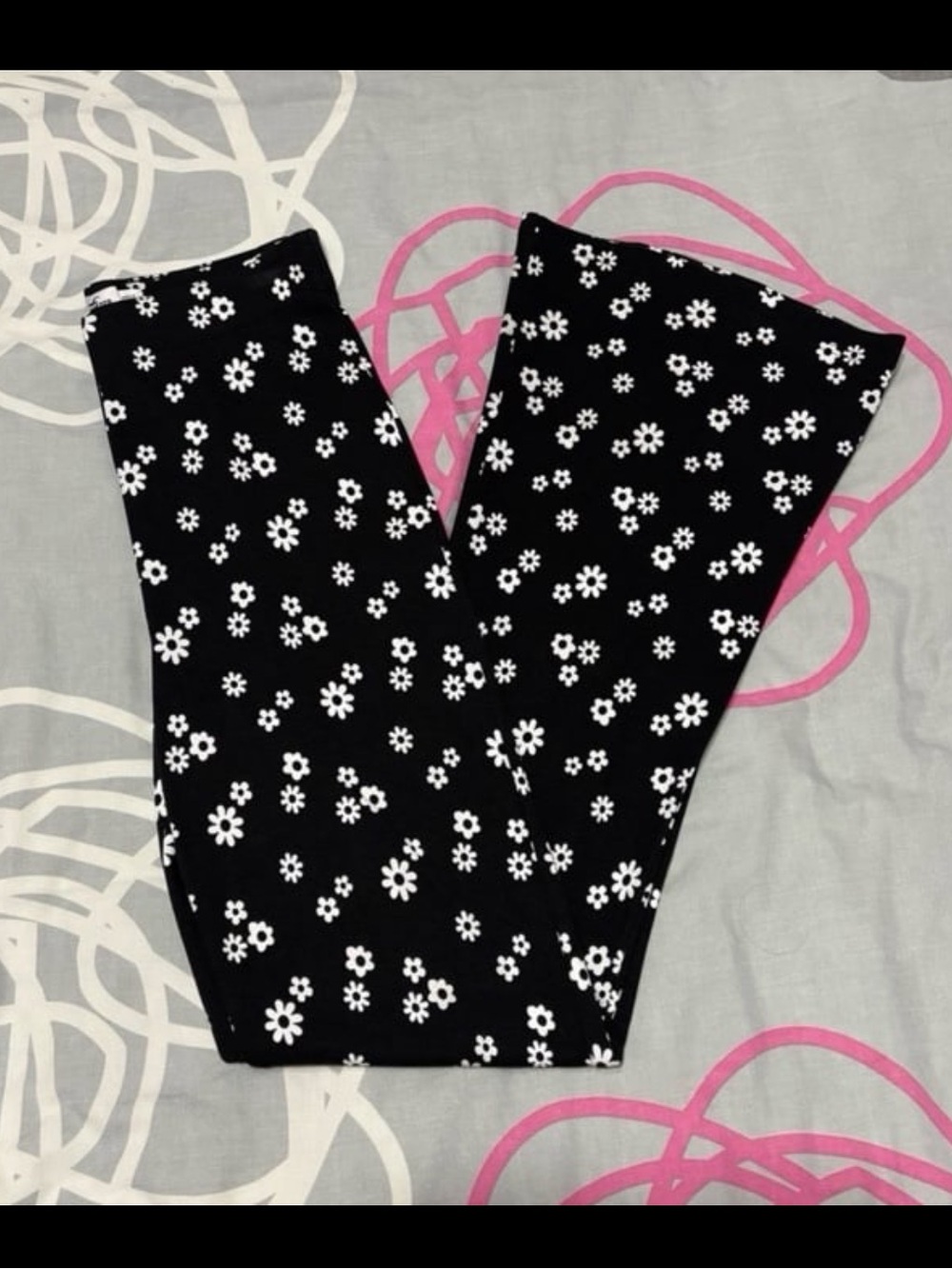 Hollister Ultra High-Rise Black Floral Flare Pants